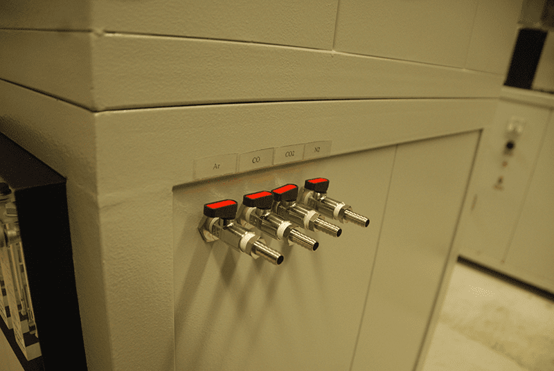 Laboratory furnaces and ovens 24