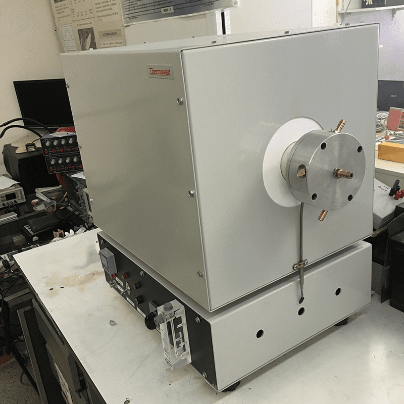 Laboratory furnaces and ovens 62