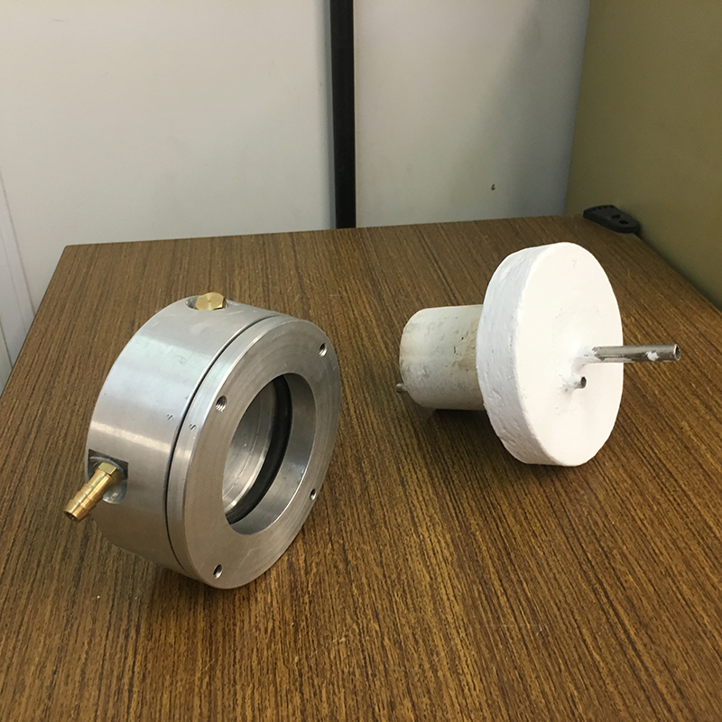 Laboratory furnaces and ovens 64